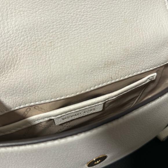 Michael Kors Crossbody & Matching Wallet - Picture 9 of 12